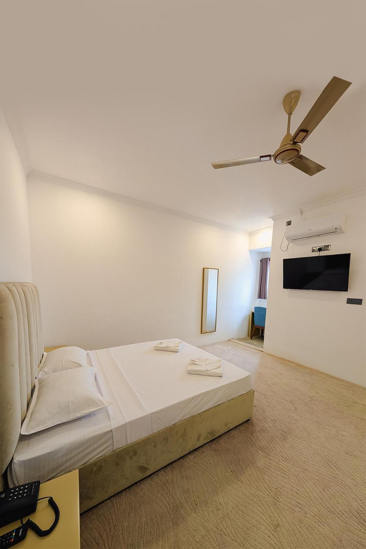 Kings Grand Hotel 3*