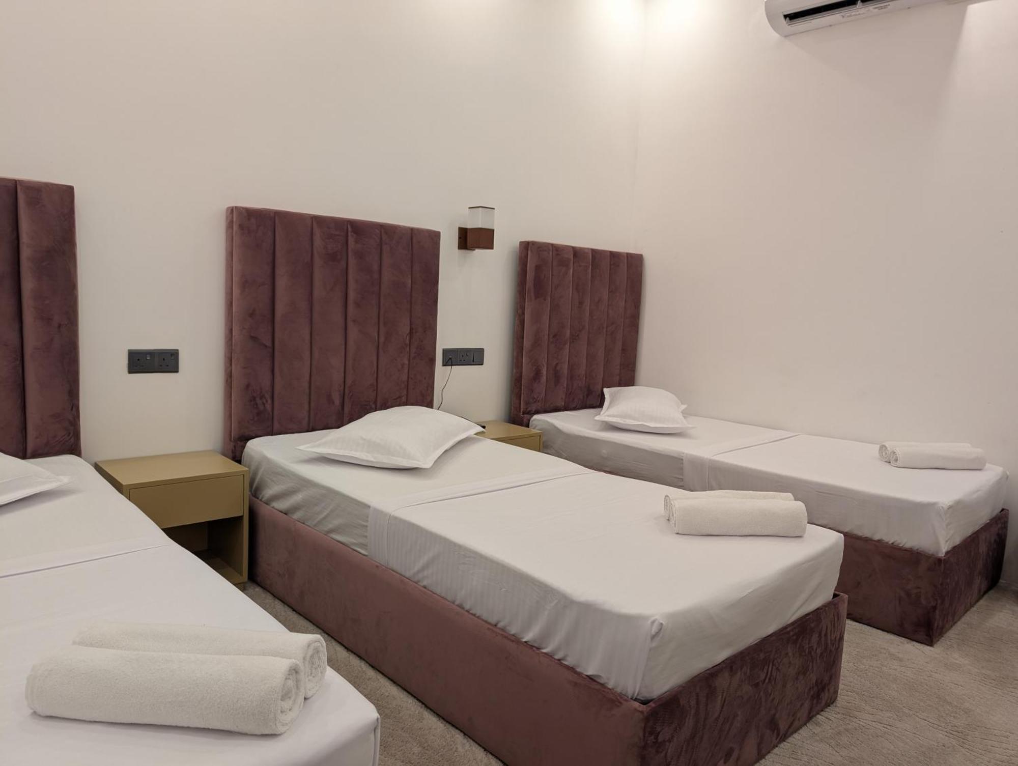 Hotel Kings Grand 3*