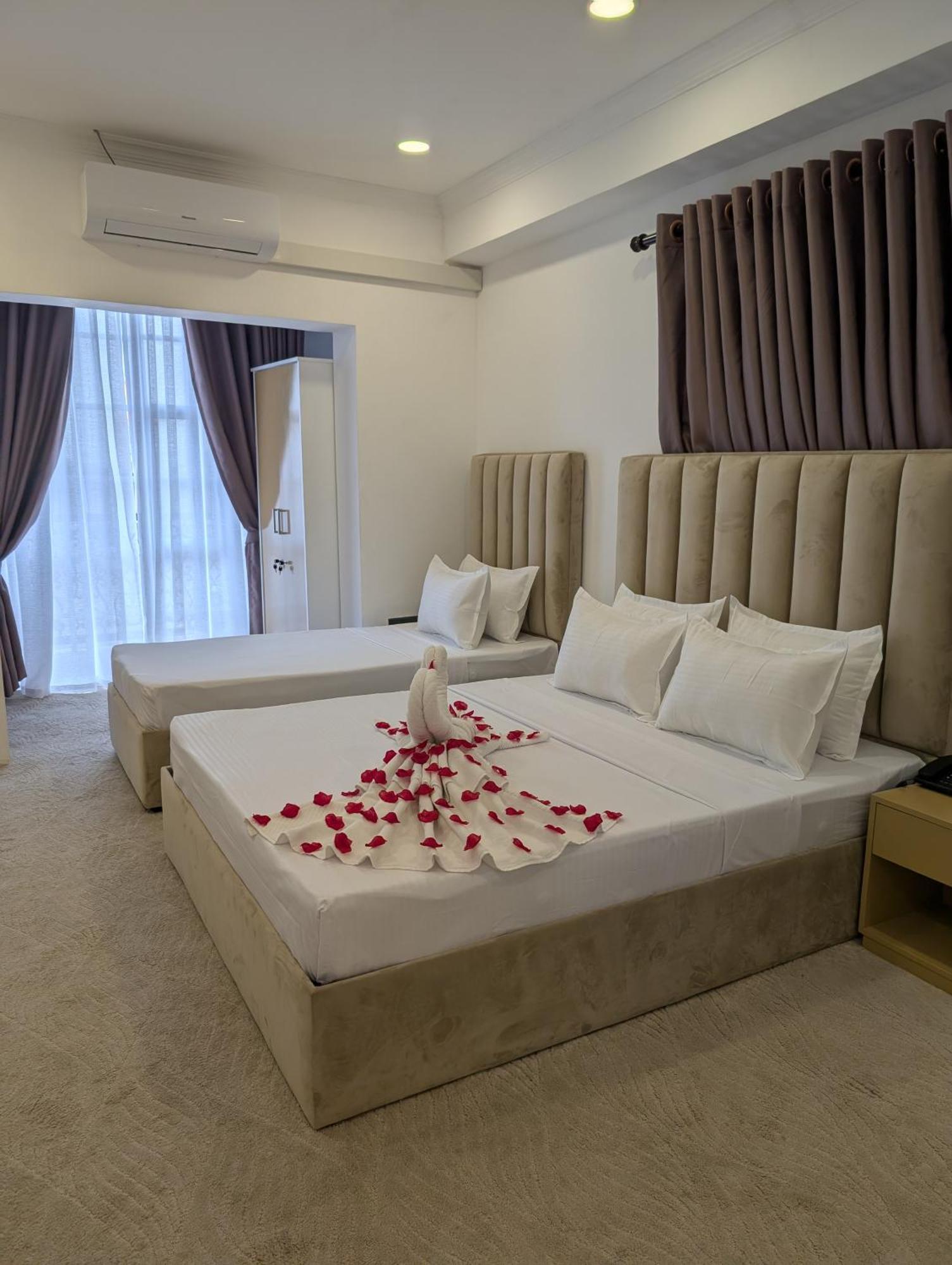 Hotel Kings Grand Colombo