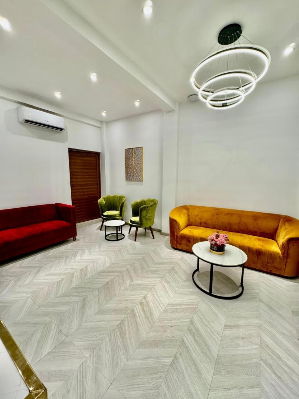 Kings Grand Hotel 3*